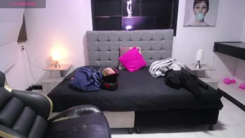 andy_eagleton_20 online show from June 17, 3:00 am