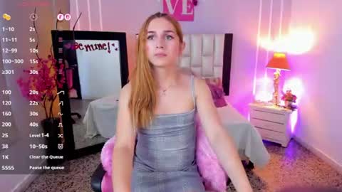 Andrea online show from July 28, 6:20 pm