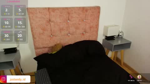 andy_justgame online show from November 8, 4:26 am