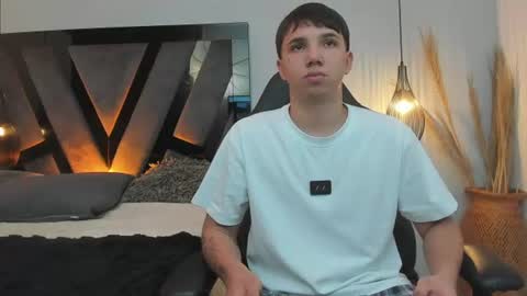 ANDY online show from June 16, 8:24 pm