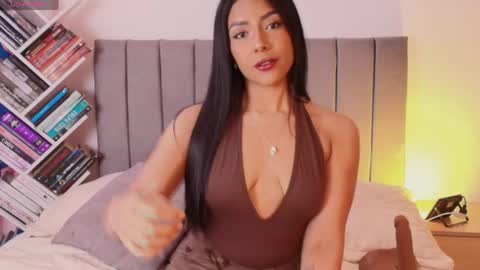 andy_saenz13 online show from April 30, 6:35 pm