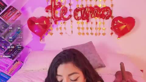 andy_saenz13 online show from February 15, 12:46 am