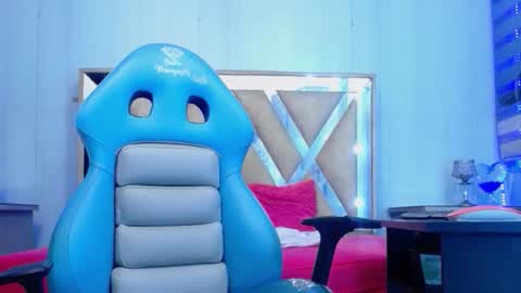 andy online show from November 21, 9:24 pm