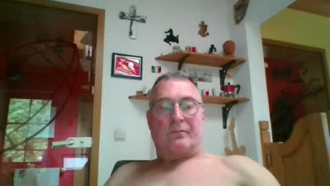 andybayern online show from June 12, 1:43 pm