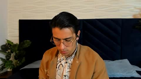 Andy Joy  online show from May 1, 11:26 am