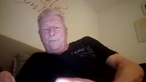 andyk1704 online show from January 23, 3:11 pm