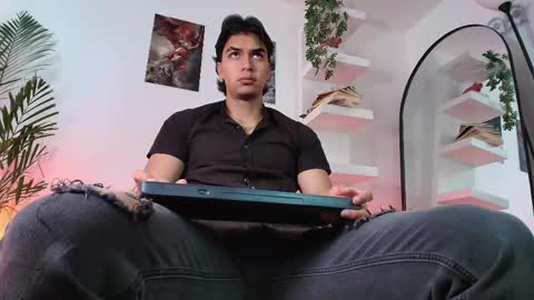 andypalmerr online show from June 2, 3:36 pm