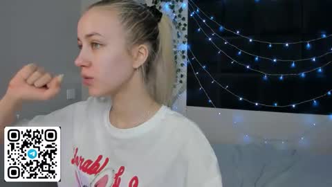 Anelly online show from March 15, 10:18 am