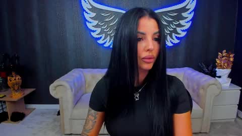 Anne online show from March 8, 1:17 am