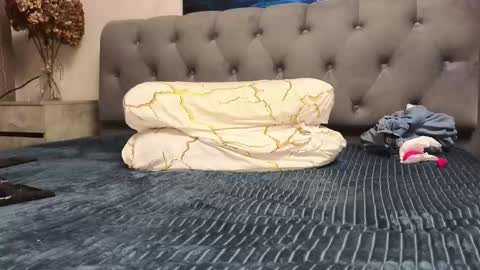 ange1ok online show from February 18, 1:22 pm