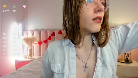 Ange online show from February 7, 11:35 am