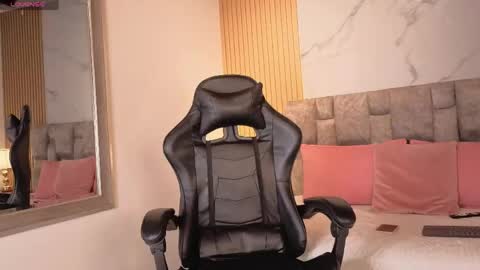 angel__kiss online show from April 29, 11:48 am