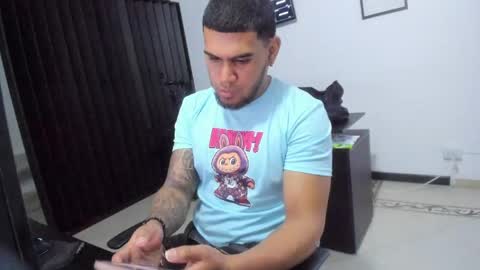 angel__tattoo online show from April 27, 10:40 pm