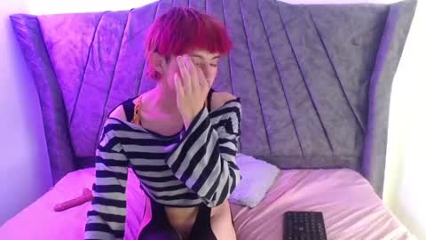 Angel  online show from April 30, 8:57 pm