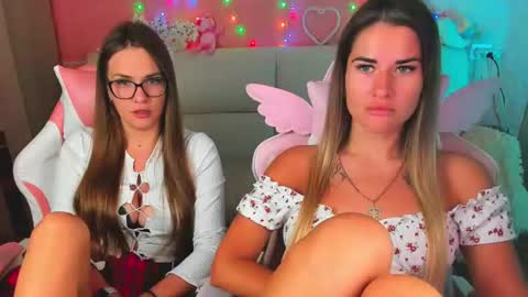 Ivanna and Jessica online show from June 19, 3:12 am