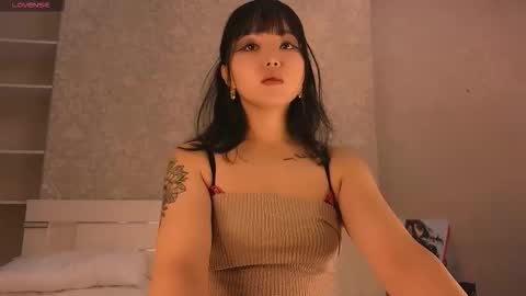 Snapshot of angel_asia_ chatting on October 19, 10:20 am angel_asia_ online show from October 19, 10:20 am