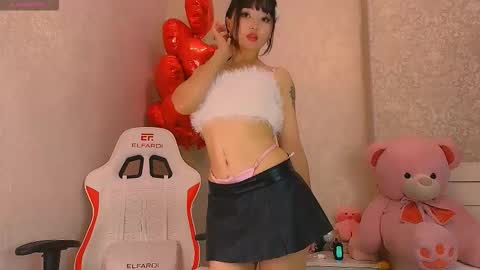 angel_asia_ online show from February 17, 1:21 pm