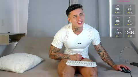 angel_boy01 online show from May 2, 8:03 pm