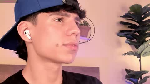 Angel online show from February 28, 7:12 am