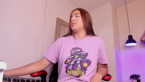 angel hardy online show from September 11, 10:49 am