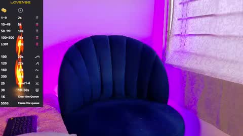 angel_kyrozz online show from July 20, 7:04 pm