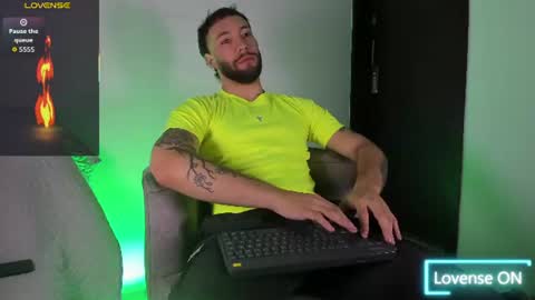 angel_kyrozz online show from June 25, 7:08 pm