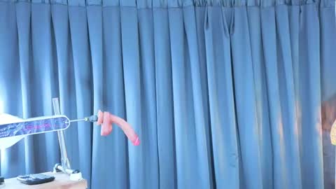 Nicolle  online show from June 27, 12:22 pm