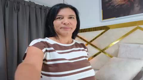 Nicolle  online show from July 2, 11:04 am