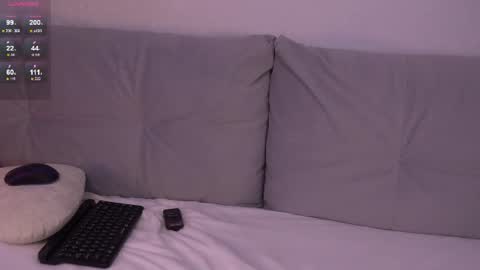 angel_quincy online show from June 22, 3:25 am