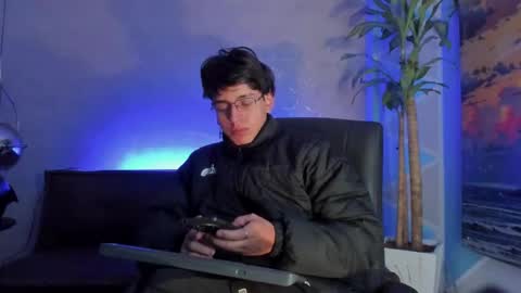 angel_scott2 online show from March 9, 11:37 am