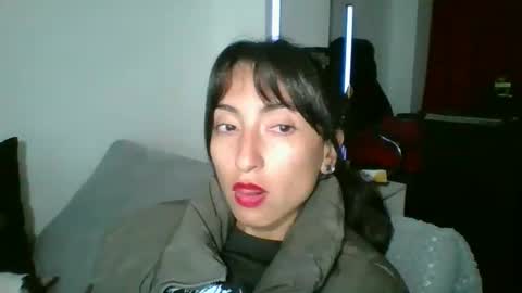 Snapshot of angela_mis chatting on February 26, 3:57 am Angela online show from February 26, 3:57 am