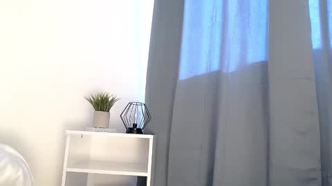 Angela online show from December 13, 7:53 pm