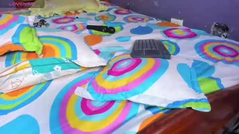 angela_wish online show from June 24, 8:05 pm