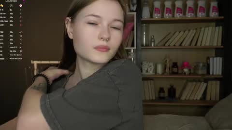 Mary online show from February 11, 11:14 am