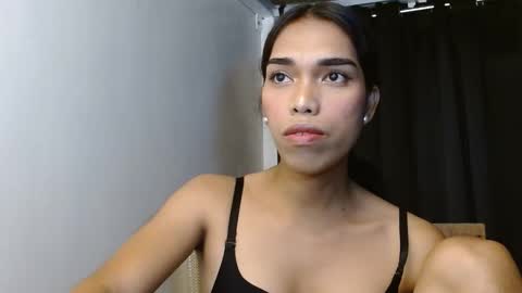 SENORITA online show from April 29, 6:46 pm