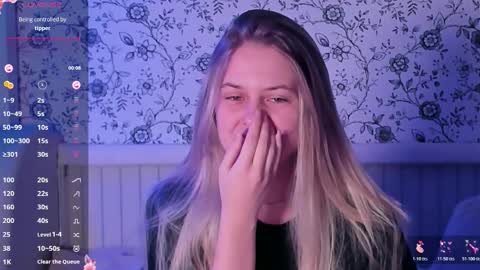 Darsi Anty online show from March 6, 4:28 pm