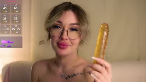 Hi my name is Anny HOT PVT IS OPEN MY FAV PATTER IS 57 online show from February 28, 12:42 pm