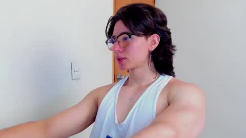 Angel Bennet online show from November 16, 6:10 pm