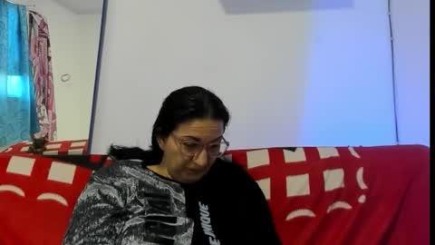 angel online show from December 15, 8:38 pm