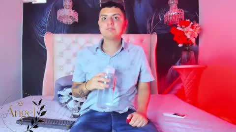 angelblue   online show from July 16, 8:56 pm