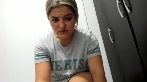 anita online show from July 3, 8:41 am