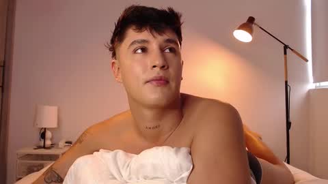 Angel online show from January 14, 7:33 pm