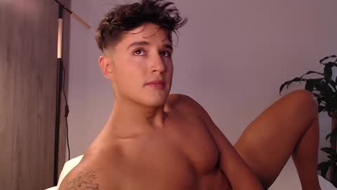 Angel online show from January 26, 9:40 pm