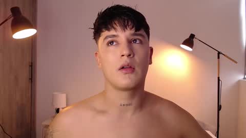 Angel online show from January 13, 7:32 pm