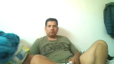 angeldavid90 online show from April 15, 9:59 pm