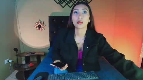 angeldreams15 online show from June 16, 6:56 pm