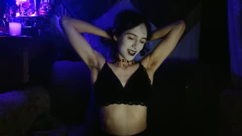 angelfish online show from September 13, 10:45 pm