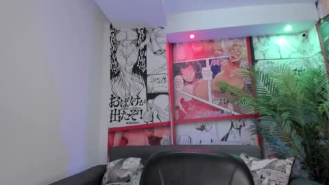 Snapshot of angeli_rivera chatting on February 17, 1:44 pm Angeli online show from February 17, 1:44 pm