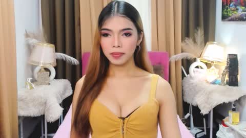 MISS PAU online show from November 5, 3:19 am