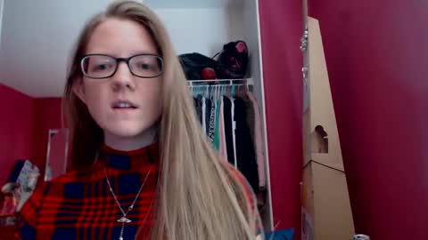 AngelicAngel online show from October 3, 7:55 pm